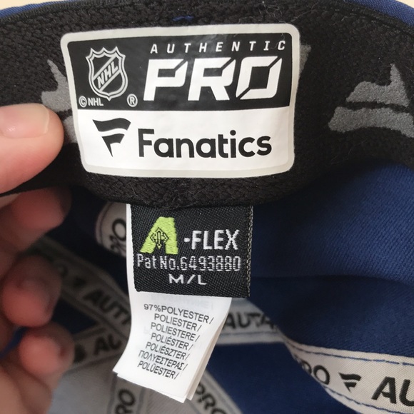 New Vancouver Canucks Training Authentic Pro Fanatics Stretch Fit Hat NHL Hockey - Picture 13 of 14